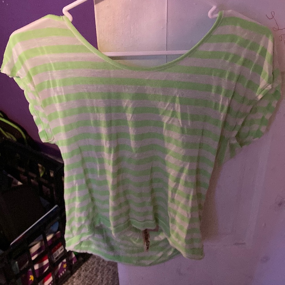 Only worn a couple times. Back is open.